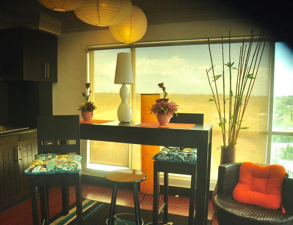 The Fort Budget Hotel- Bonifacio Global City Makati City Ngoại thất bức ảnh