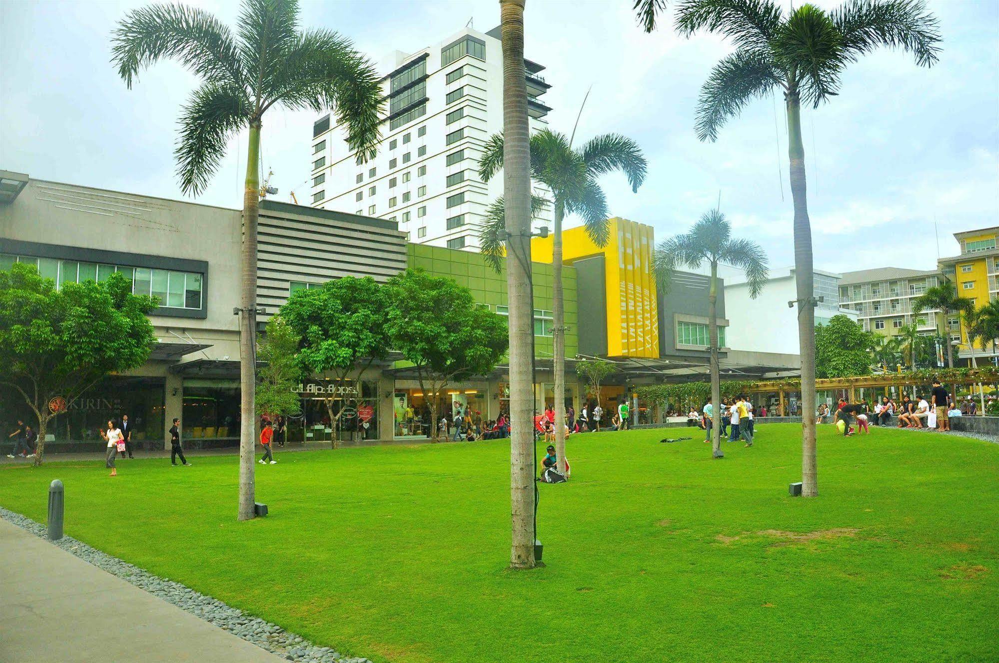 The Fort Budget Hotel- Bonifacio Global City Makati City Ngoại thất bức ảnh